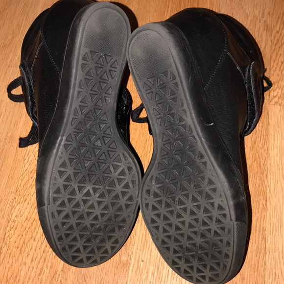 ALDO Sneaker Shoes - Picture 7 of 7